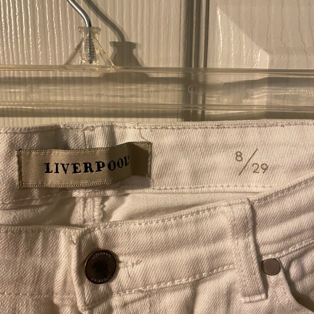 White Liverpool crop ankle jeans, size 8/29